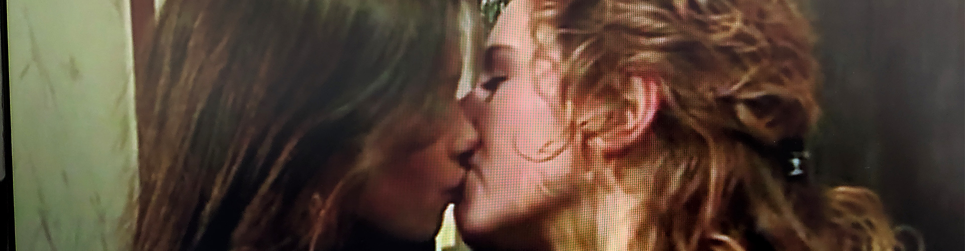 Two women kiss on Brookside